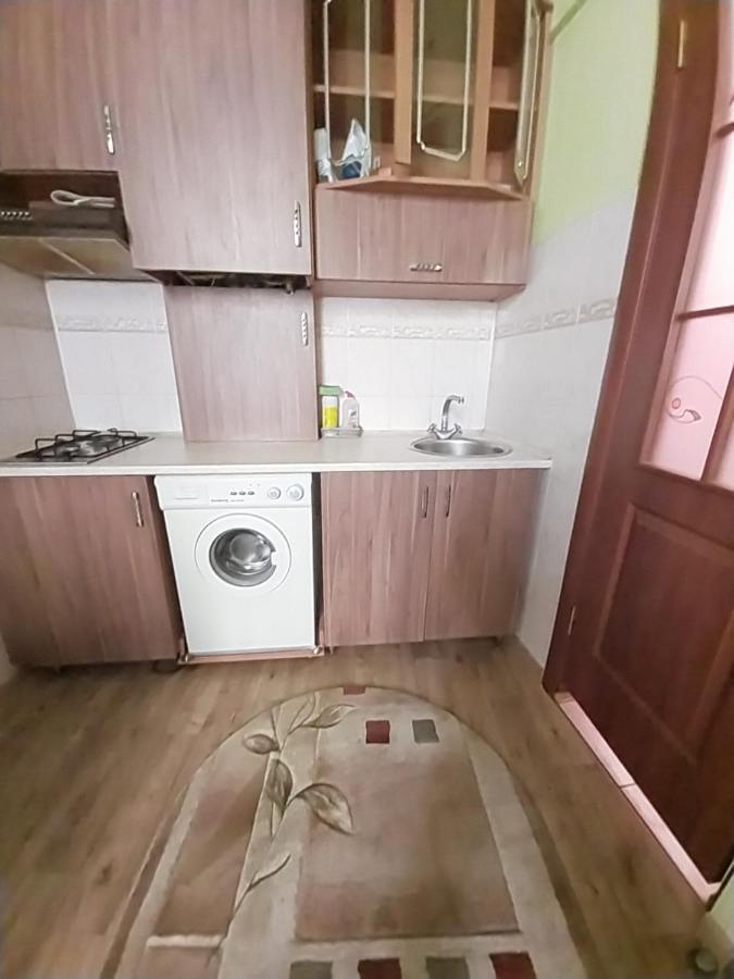 1ком апартаменты,парковка,улхорватская *